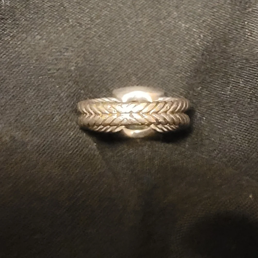 David Yurman Ring - Picture 4 of 6